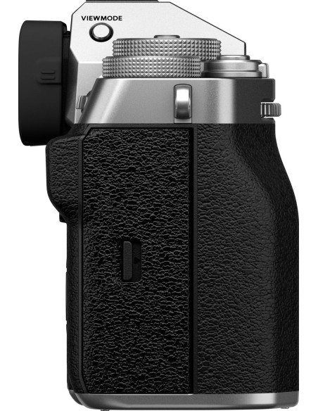 X-T5 Silver + XF 16-80mm f/4.0 R OIS WR